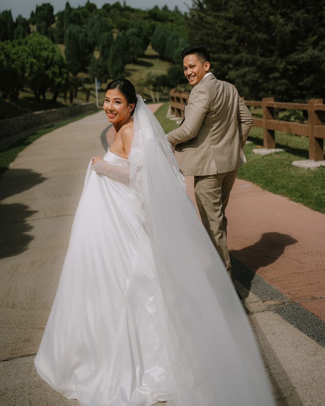 Timeless Romance: Rachel’s Bridal Dream