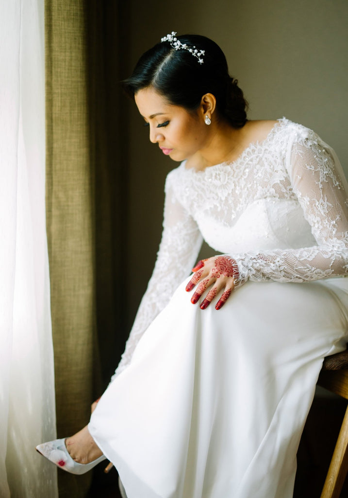 Lace malay shop wedding dress
