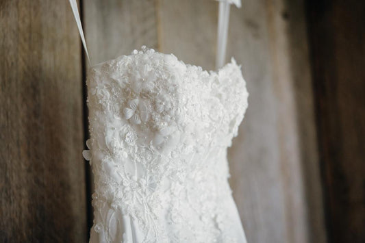 5 Things To Avoid When Shopping For a Wedding Gown