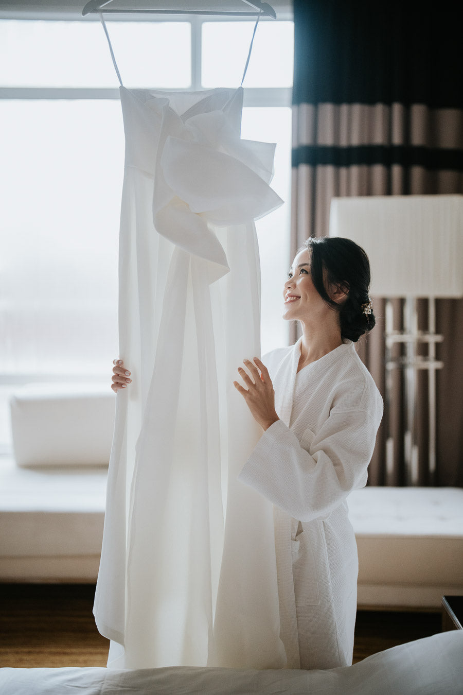 Sophisticated Simplicity: Juliet’s Clean-Cut Gown with a One-of-a-Kind Bow