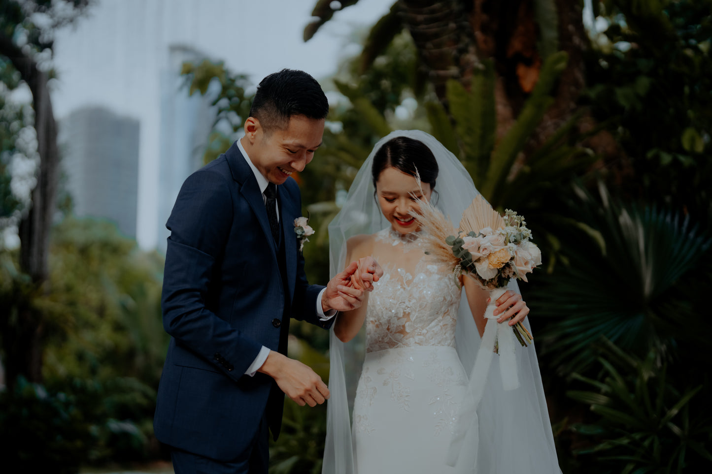 Effortless Edge: LeeLin’s Bridal Duo