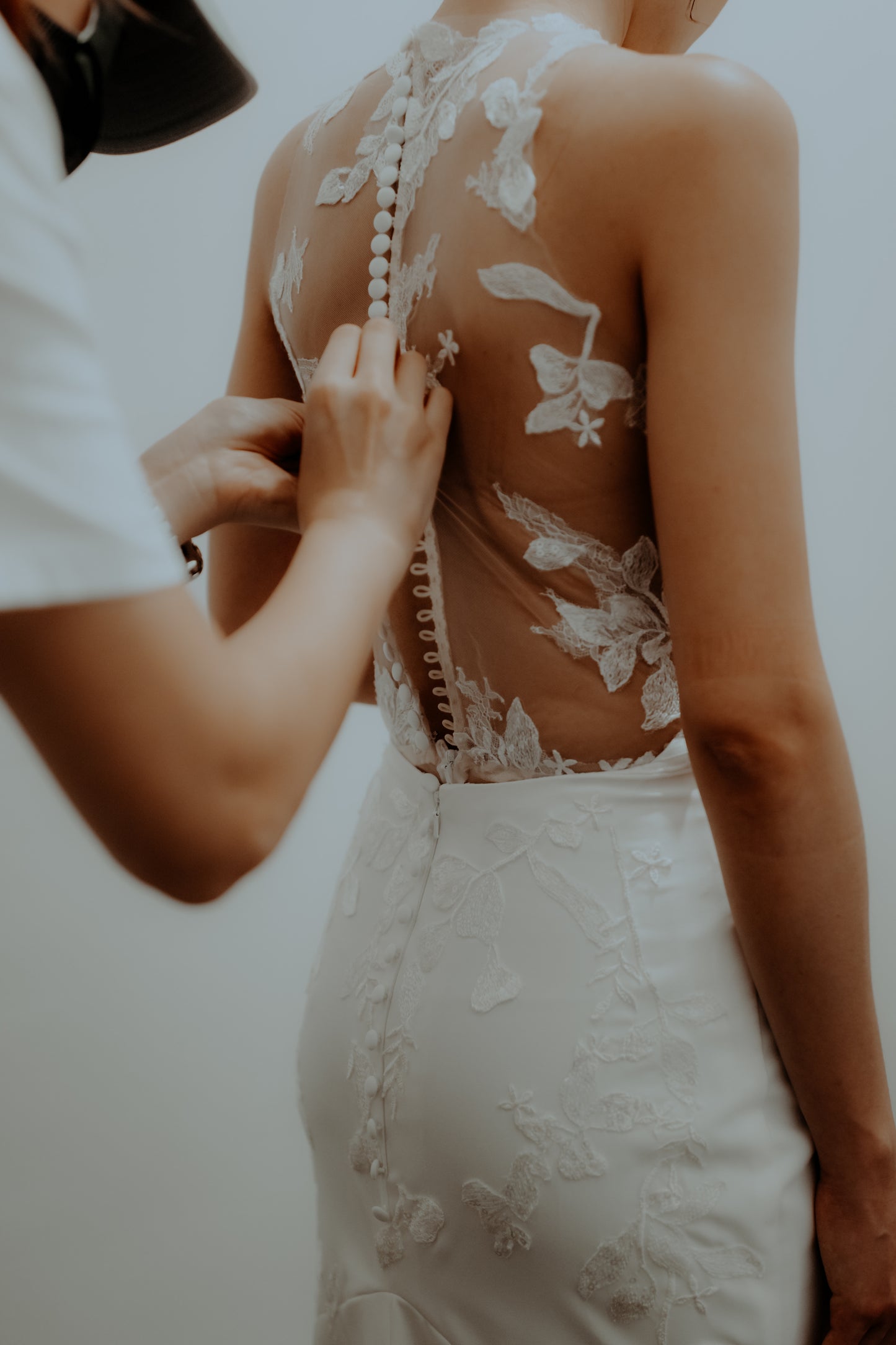 Effortless Edge: LeeLin’s Bridal Duo