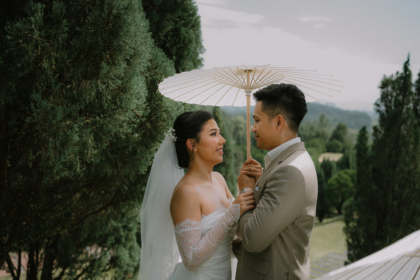 Timeless Romance: Rachel’s Bridal Dream