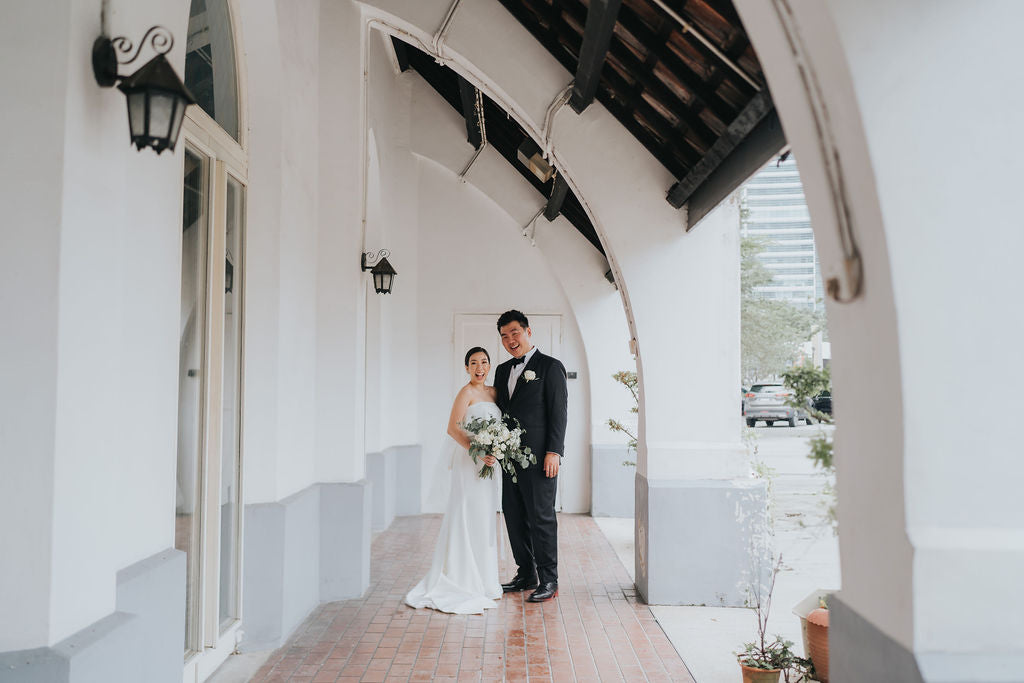 A Dream Realized: Stephanie's Wedding Dress and the Art of Simple Elegance