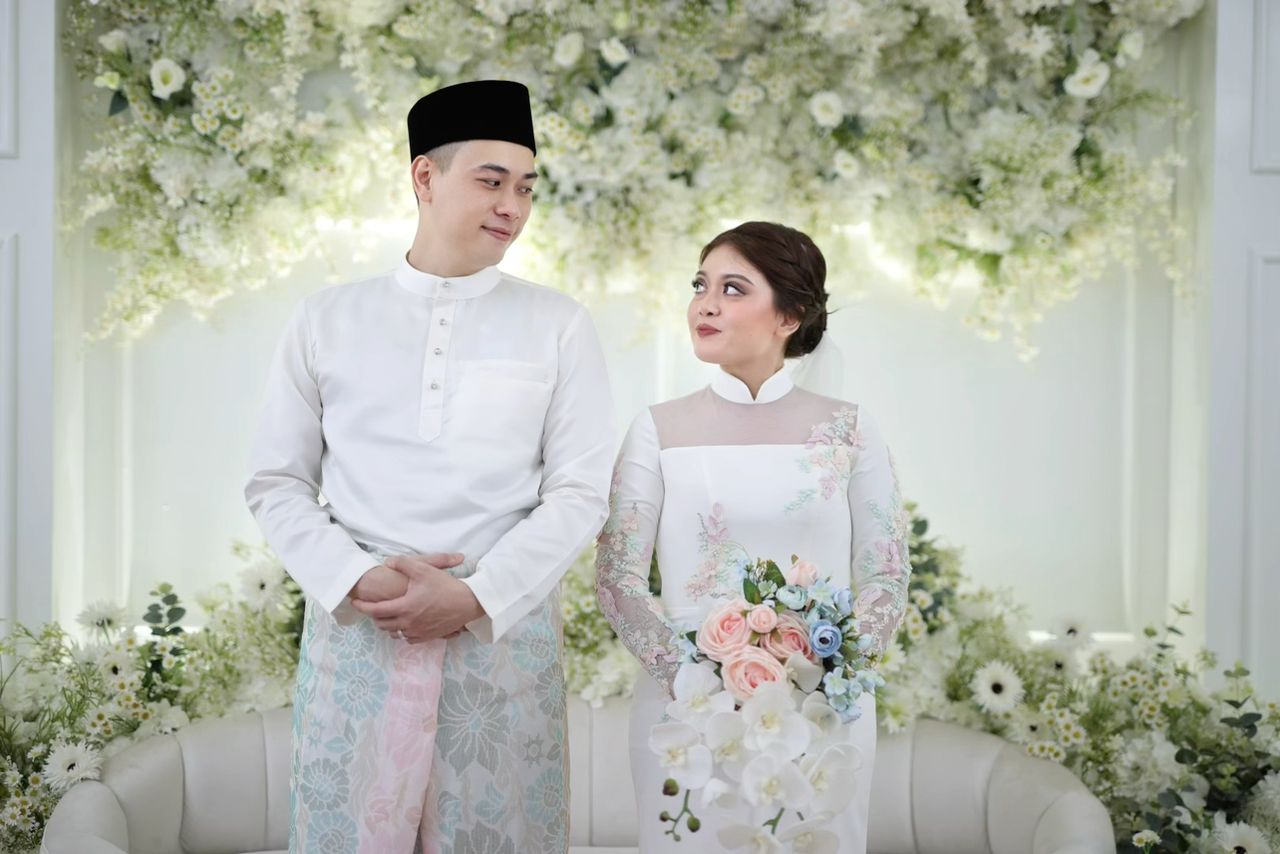 Bride Ainaa — Oriental-Inspired Gown with Cheongsam Collar