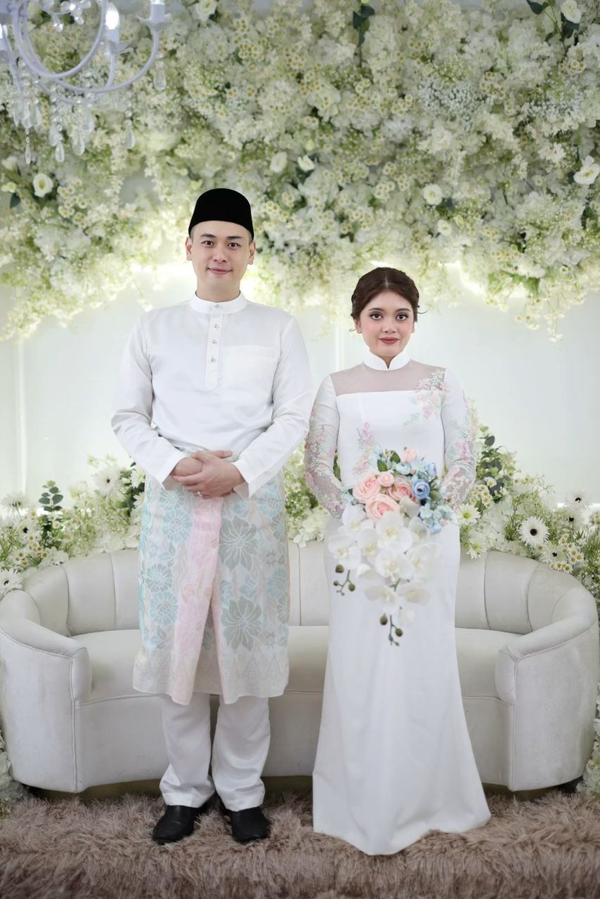 Bride Ainaa — Oriental-Inspired Gown with Cheongsam Collar