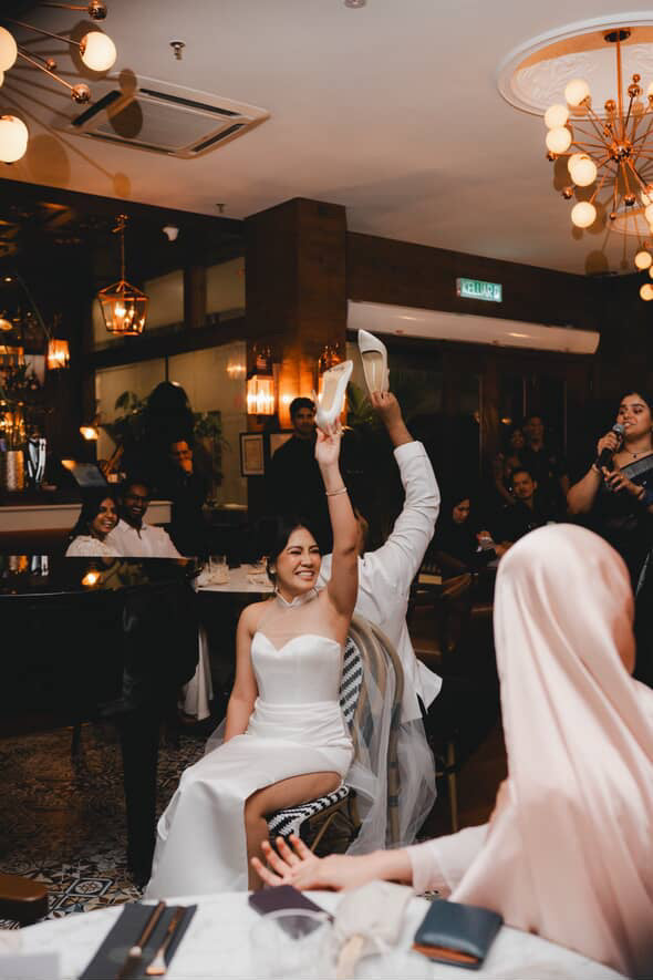 Bride Arene – Sleek Custom Cheongsam Design