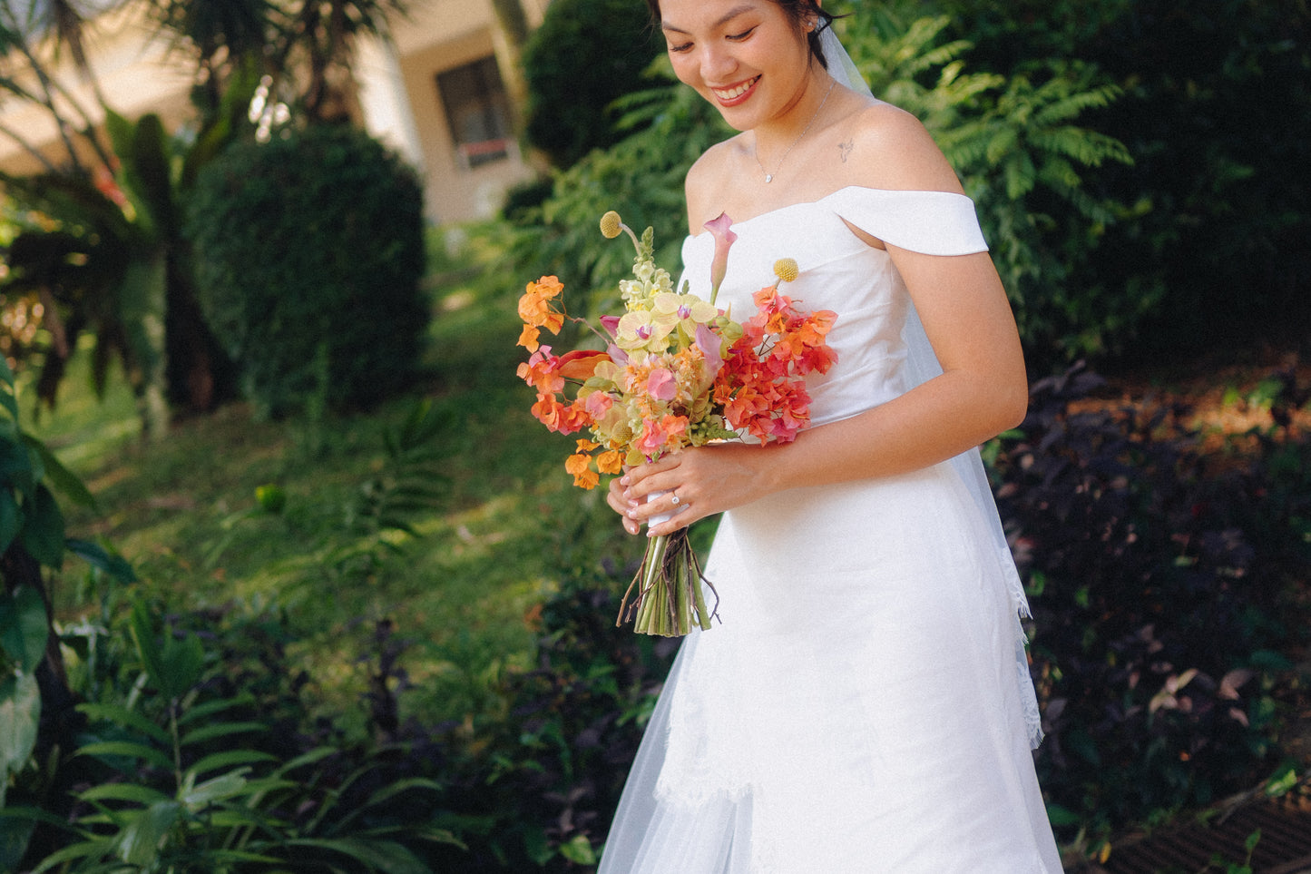 Bride Amanda — Minimalist Italian Satin Elegance