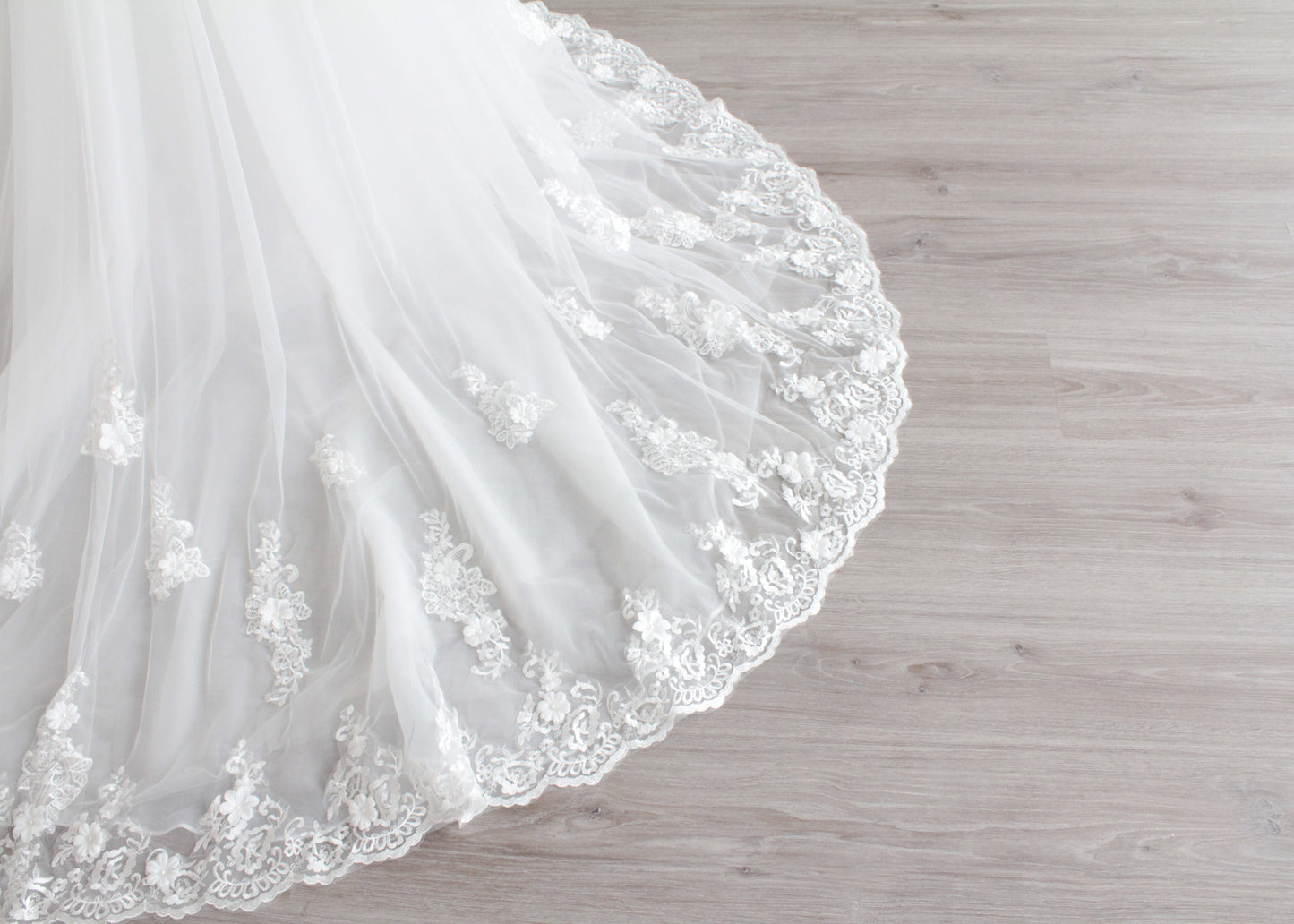 lace wedding dress