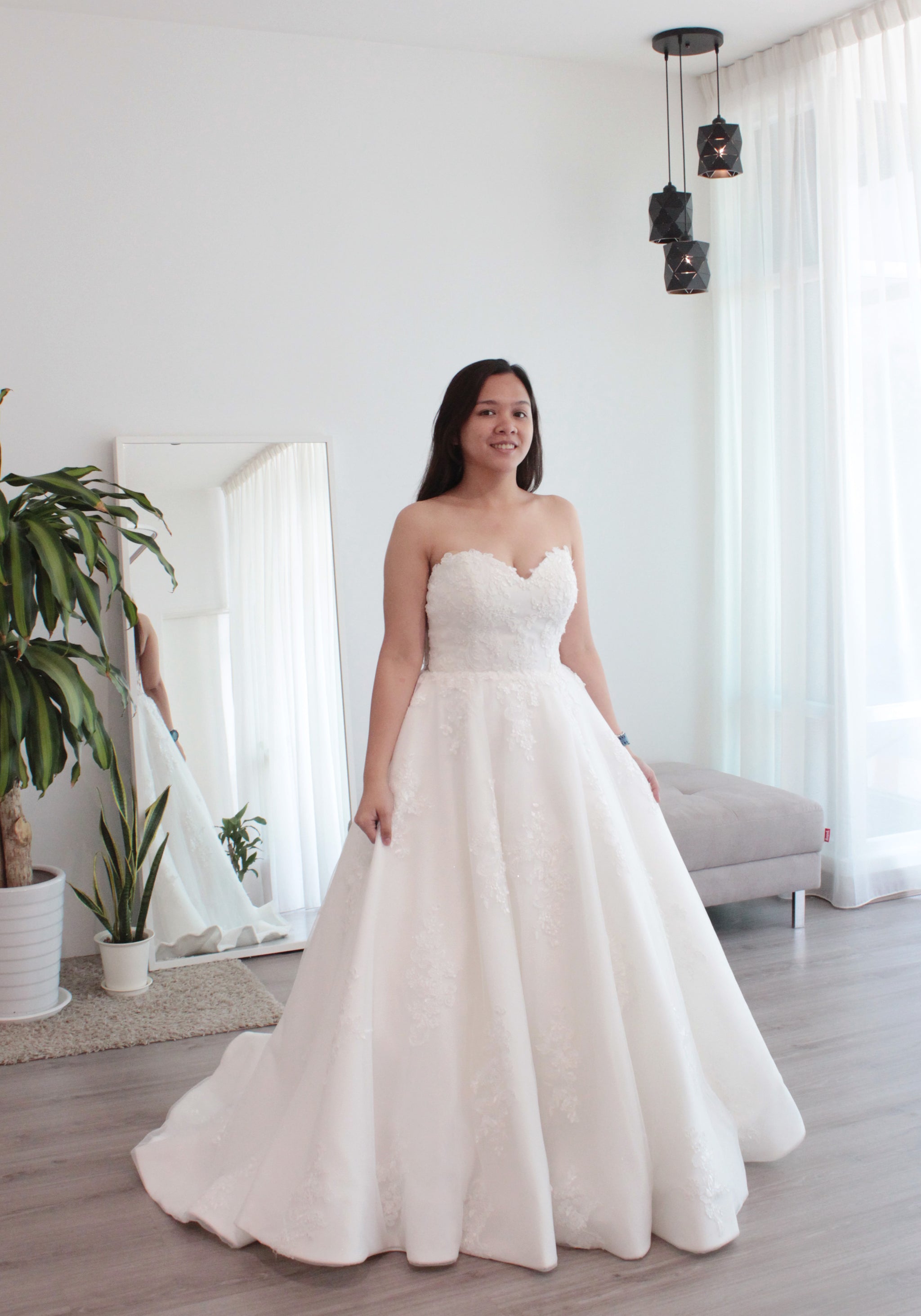 Sweetheart Lace Princess Aline Wedding Dress | Dentelle Bridal