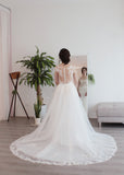 detachable train wedding dress