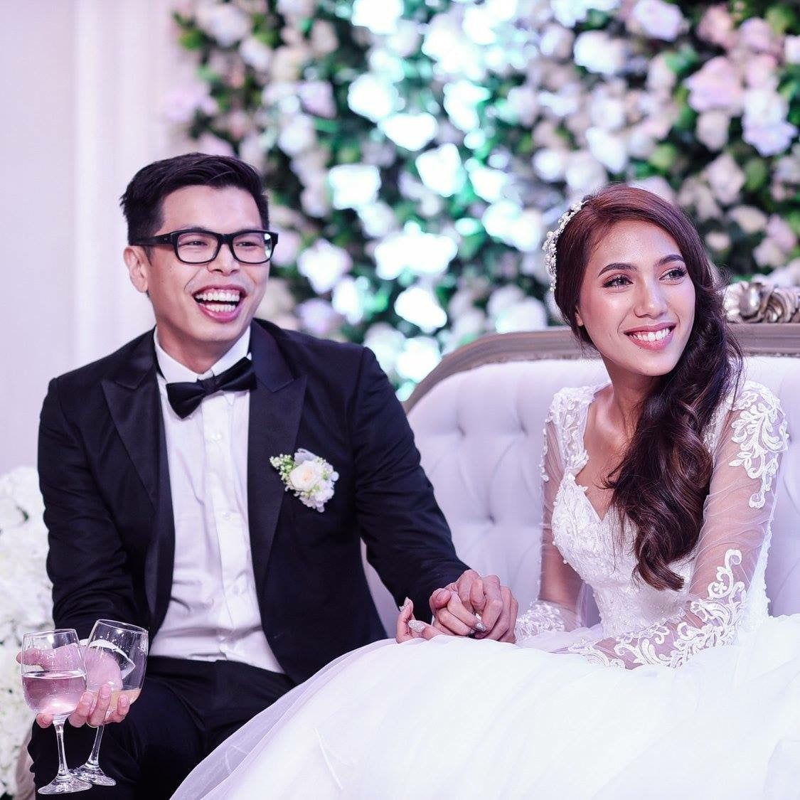 dentelle bridal wedding dress