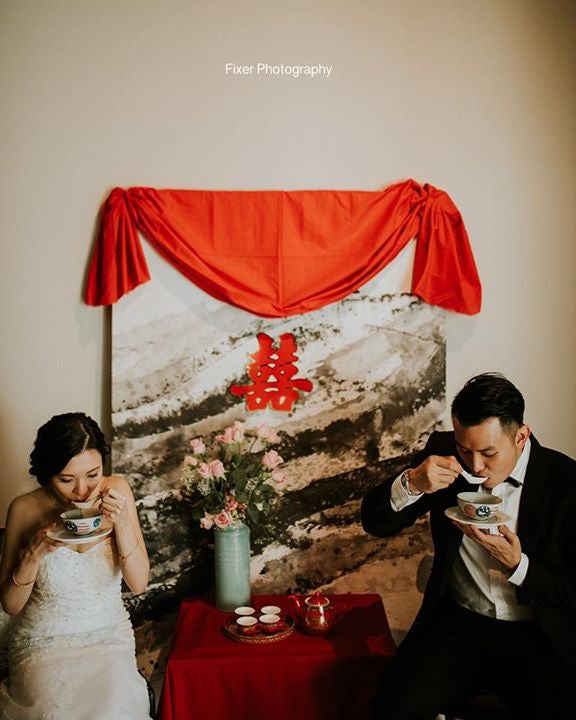 dentelle bridal wedding dress