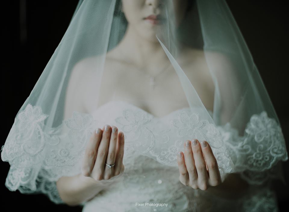 dentelle bridal