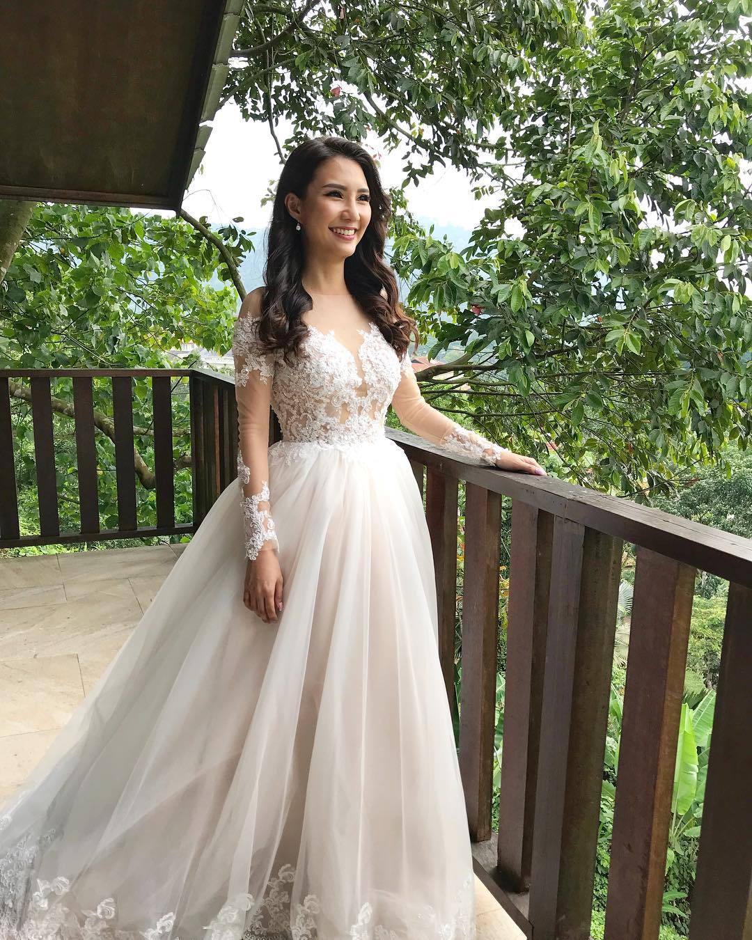 made to measure wedding dress